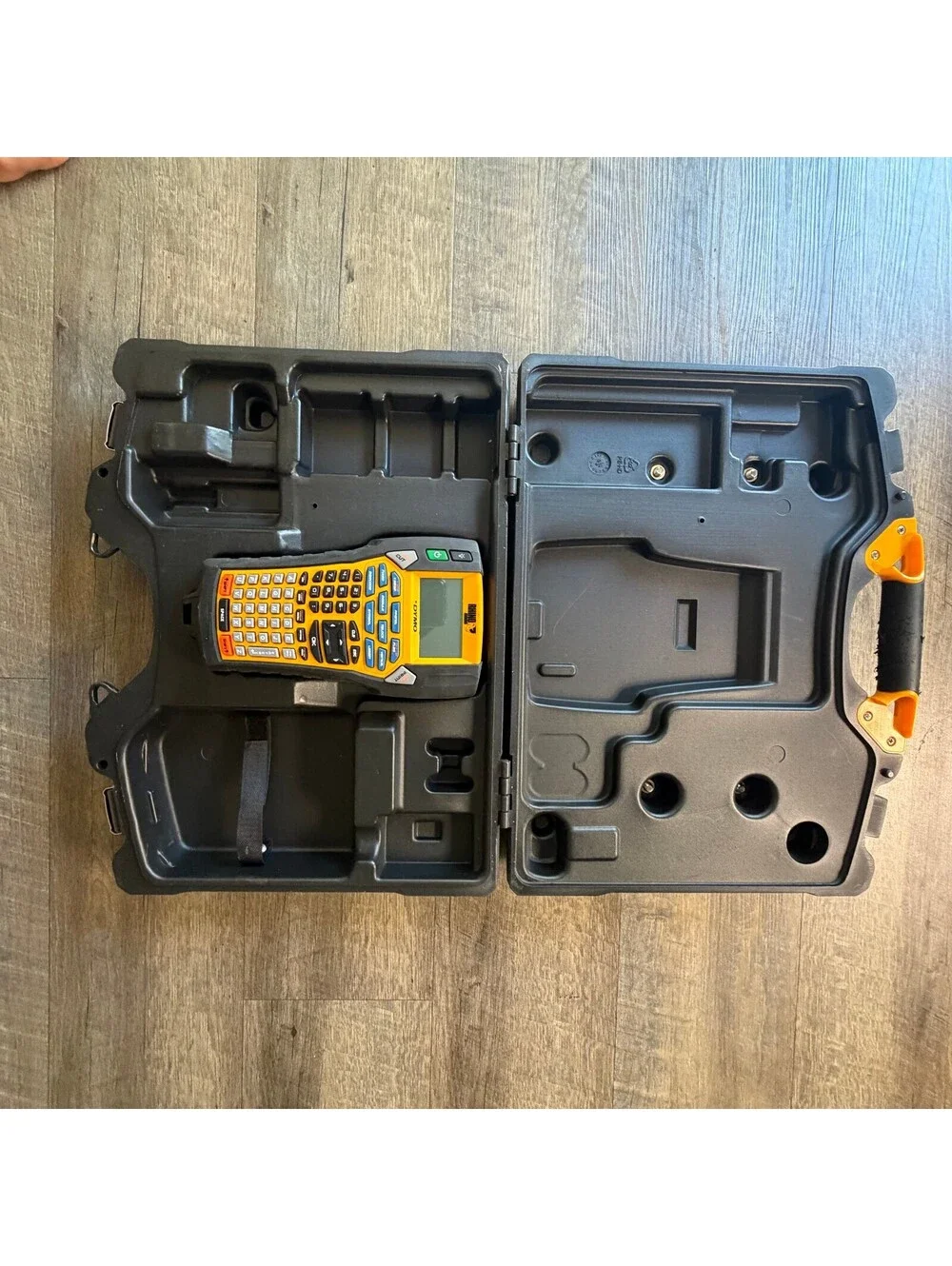 Dymo Rhino 6000 Professional Labeling Tool w/Case